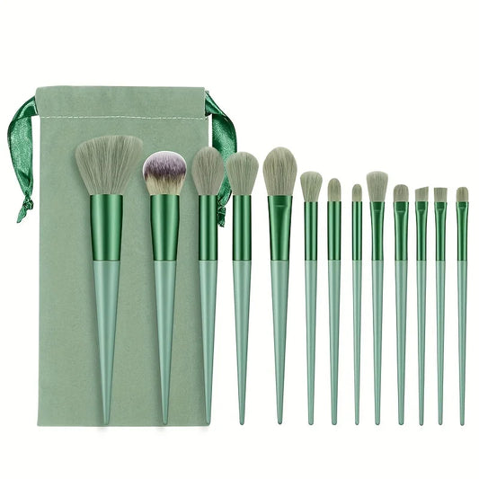 Makeup brush set: Soft and delicate, it includes eyeshadow, foundation, It is the perfect birthday gift for mothers or women.